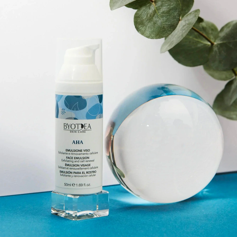 Byotea AHA exfoliační obnovující pleťová emulze 50 ml