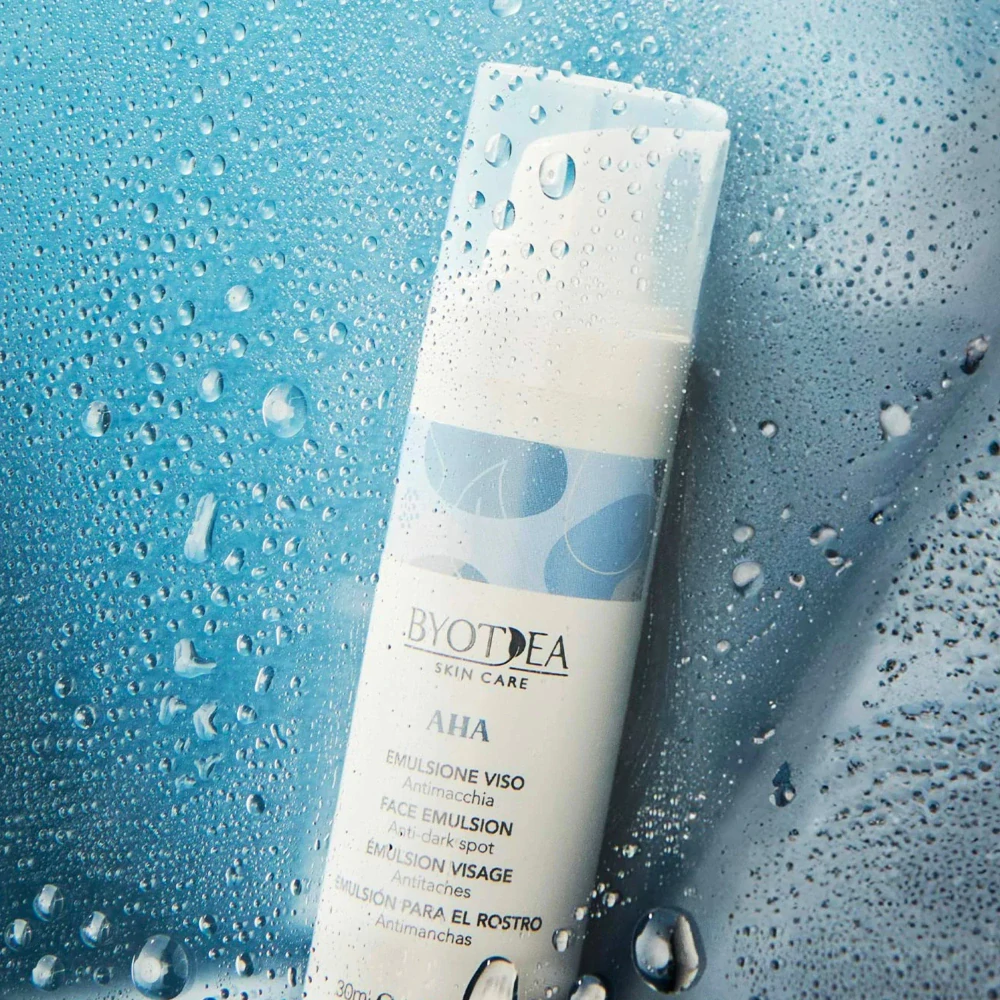 Byotea AHA exfoliační pleťová emulze proti pigmentovým skvrnám 30 ml