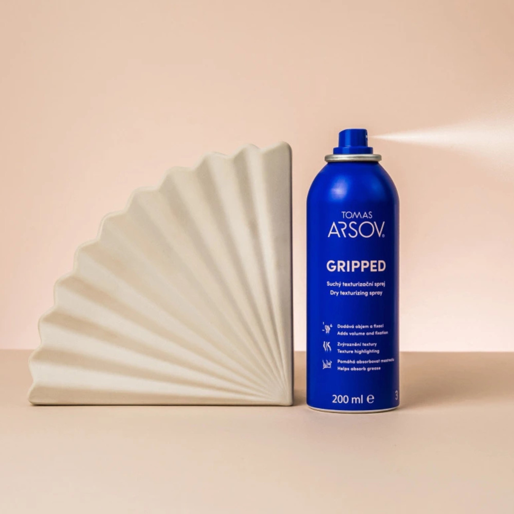 Tomas Arsov GRIPPED texturizační sprej pro objem 200 ml