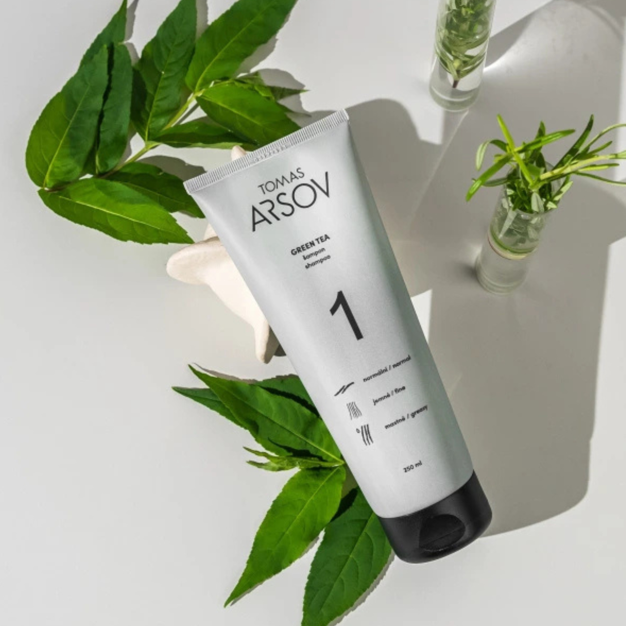 Tomas Arsov GREEN TEA šampon pro jemné a mastné vlasy 250 ml