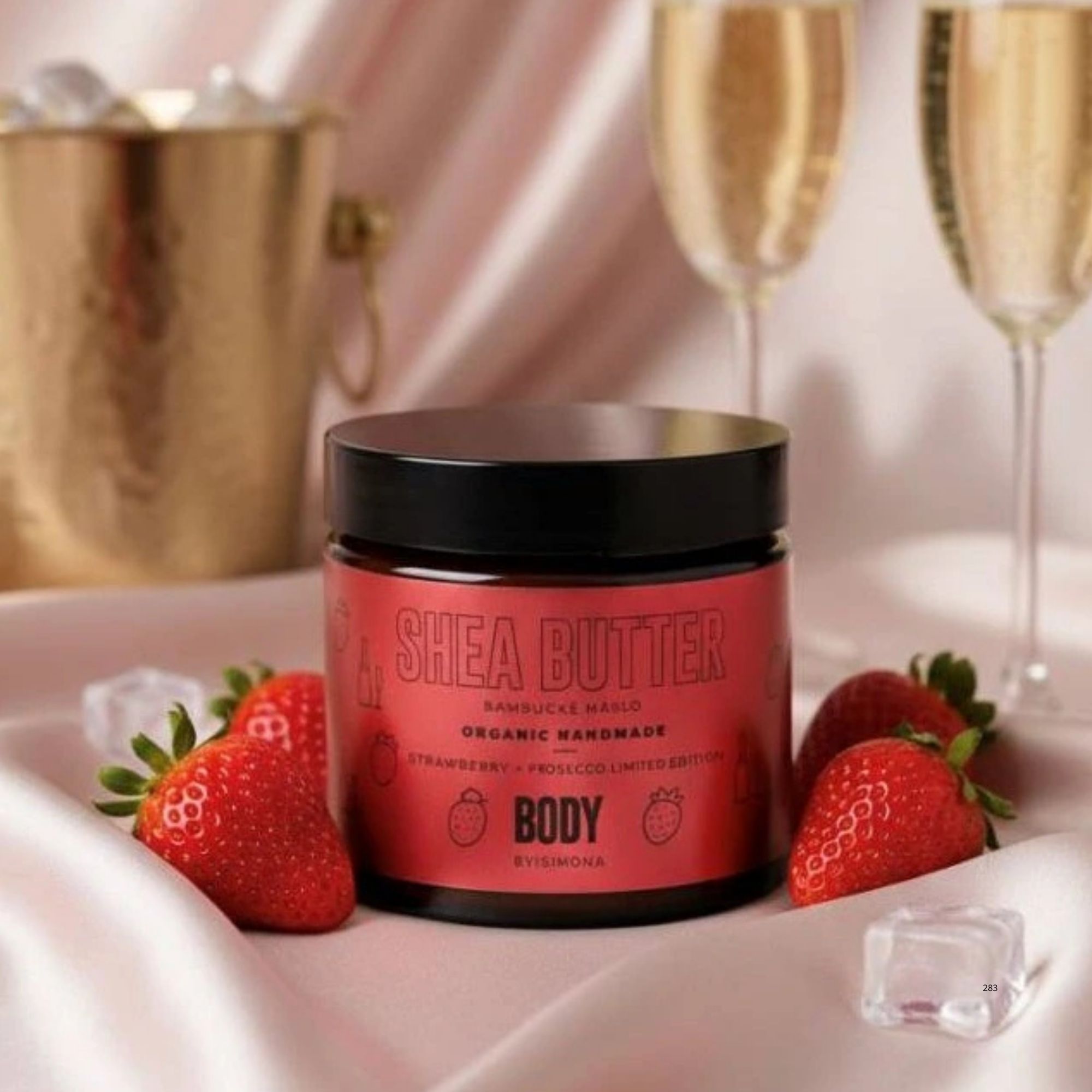 Body by Simona Strawberry & Prosecco bambucké máslo pro hebkou pokožku 250 ml