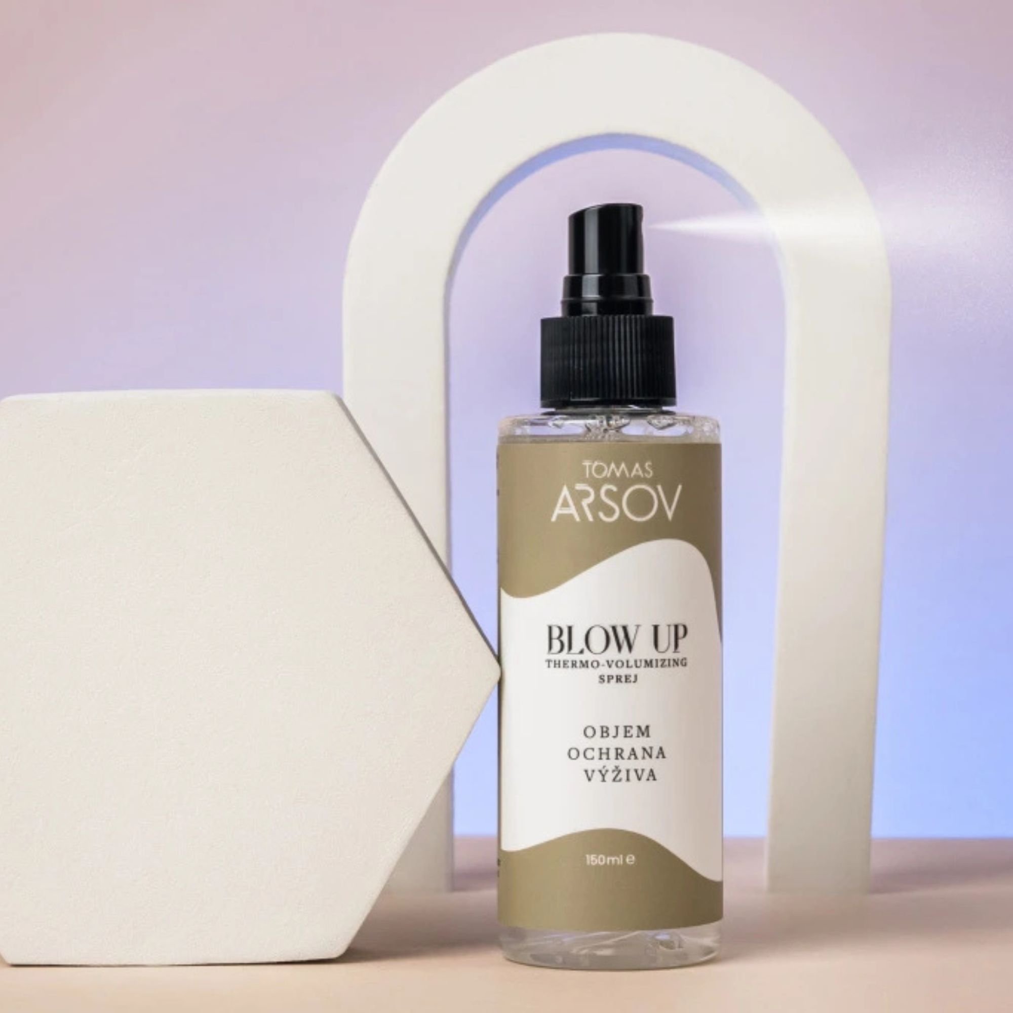 Tomas Arsov BLOW UP Thermo-volumizing sprej pro objem 150 ml