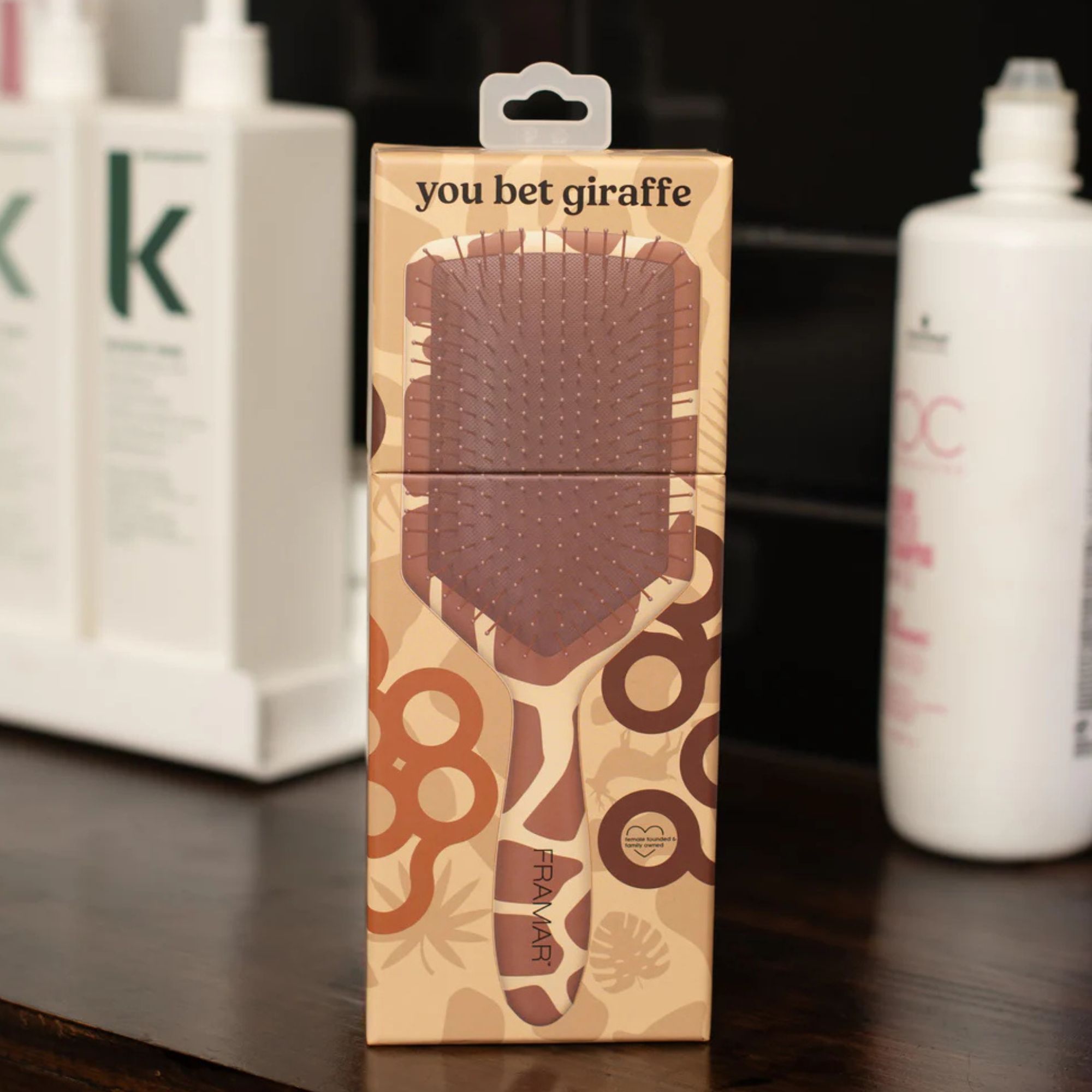 Framar You Bet Giraffe plochý kartáč na vlasy