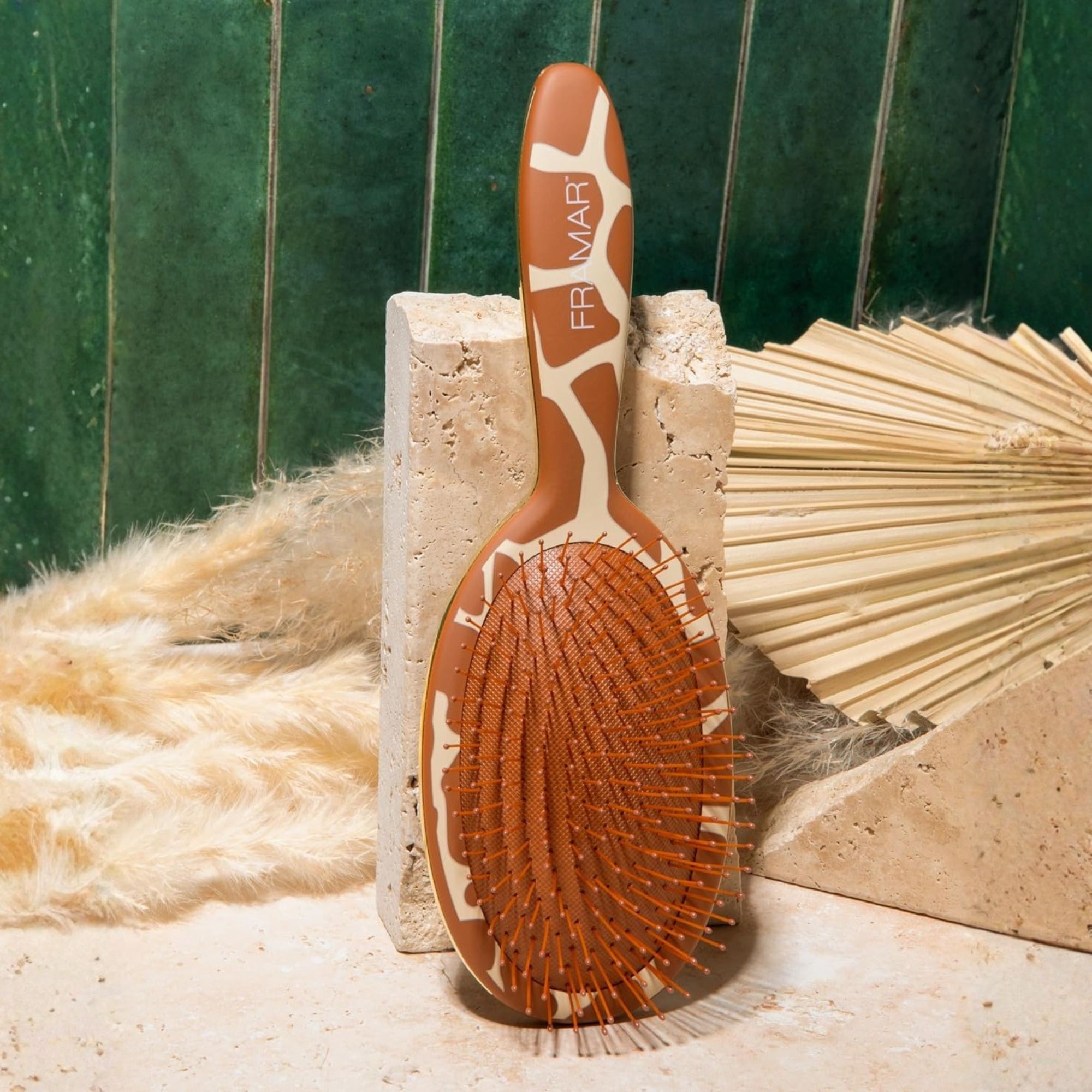 Framar Detangle You Bet Giraffe kartáč na rozčesávání vlasů