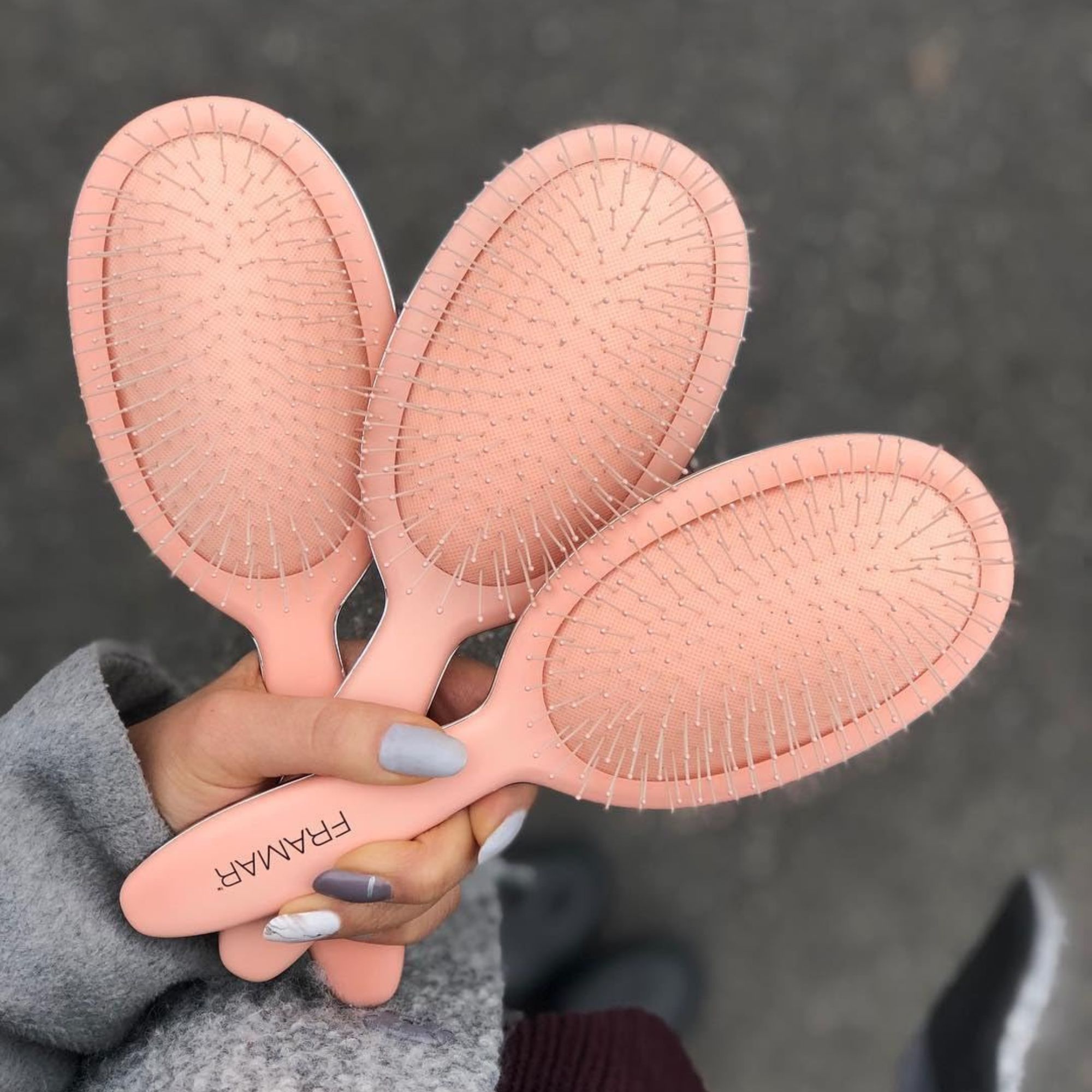 Framar Detangle Champagne Mami kartáč na rozčesávání vlasů