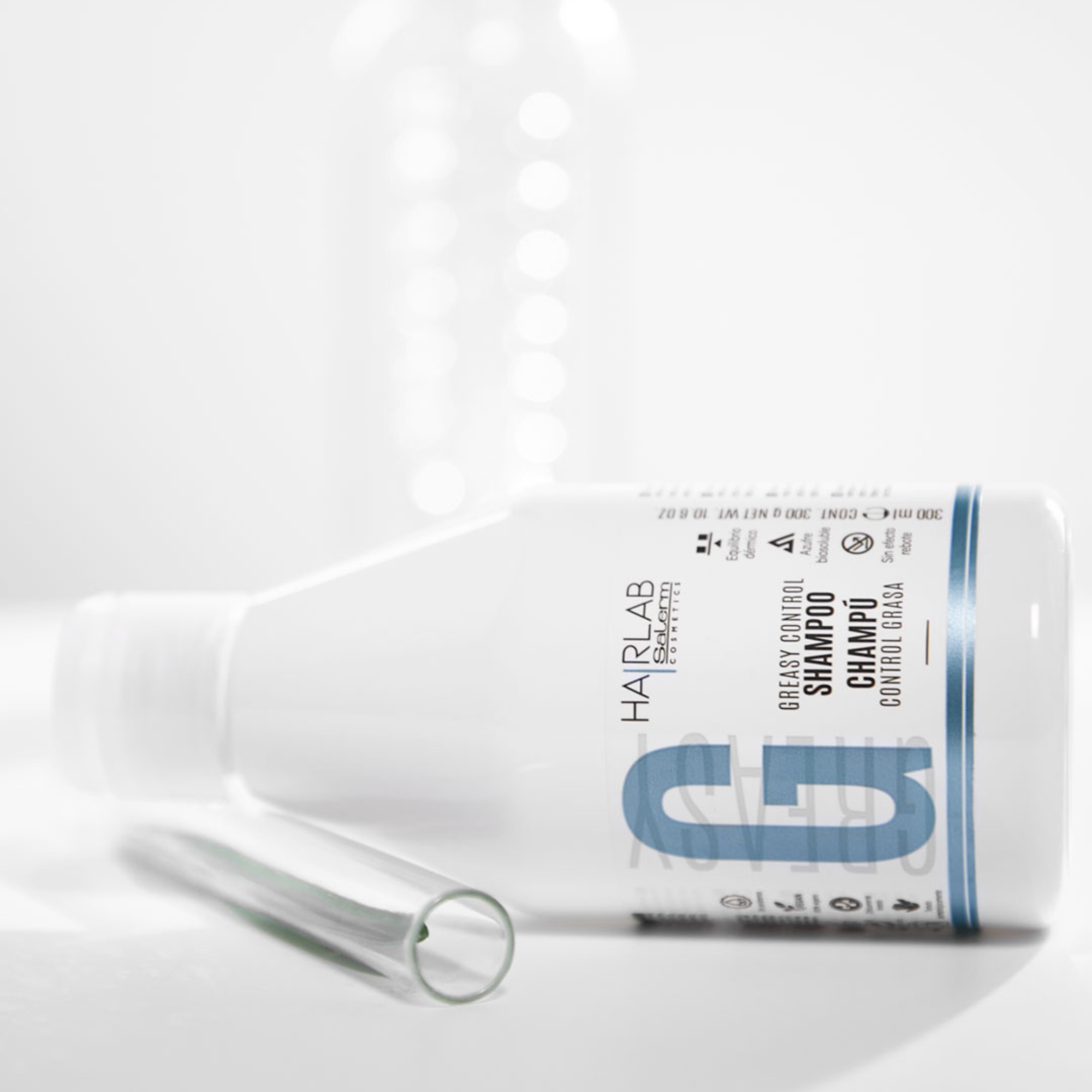 Salerm DANDRUFF CONTROL šampon proti lupům 300 ml