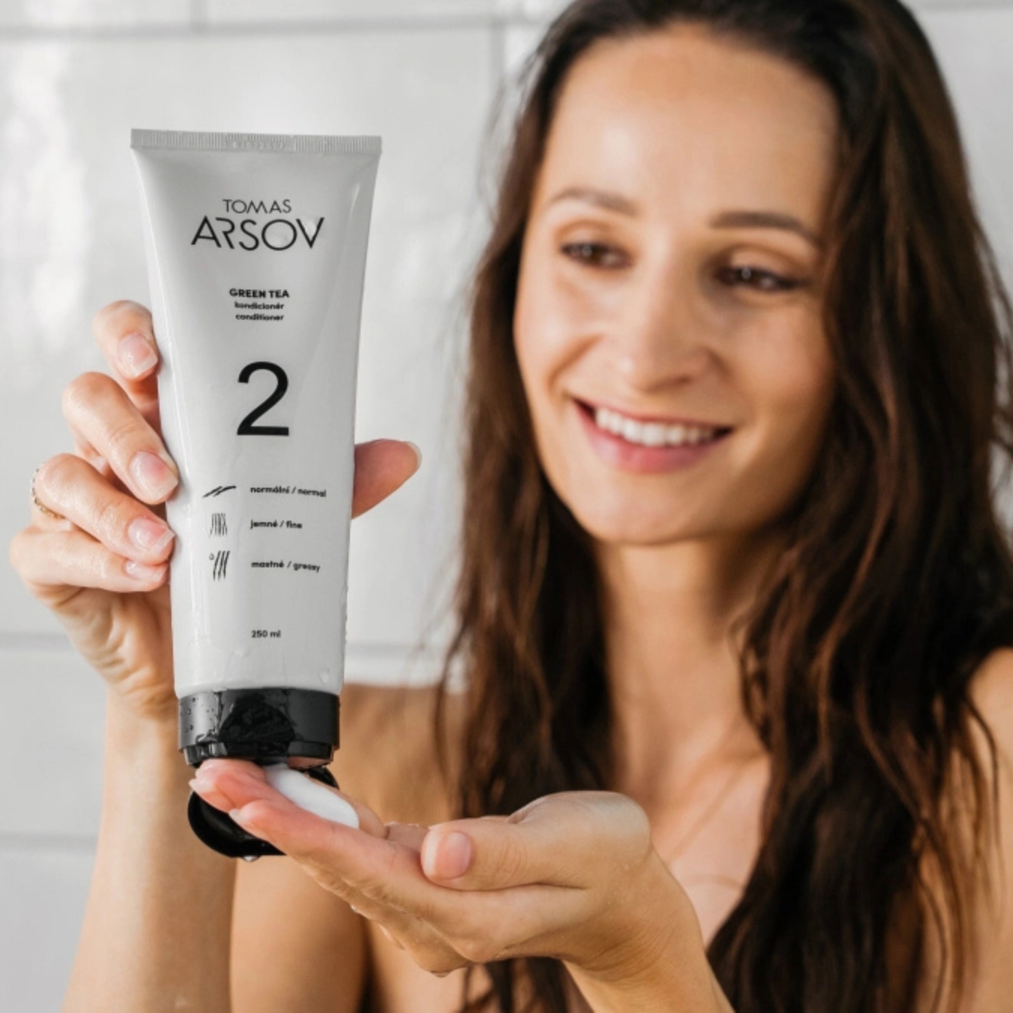 Tomas Arsov GREEN TEA šampon pro jemné a mastné vlasy 1000 ml